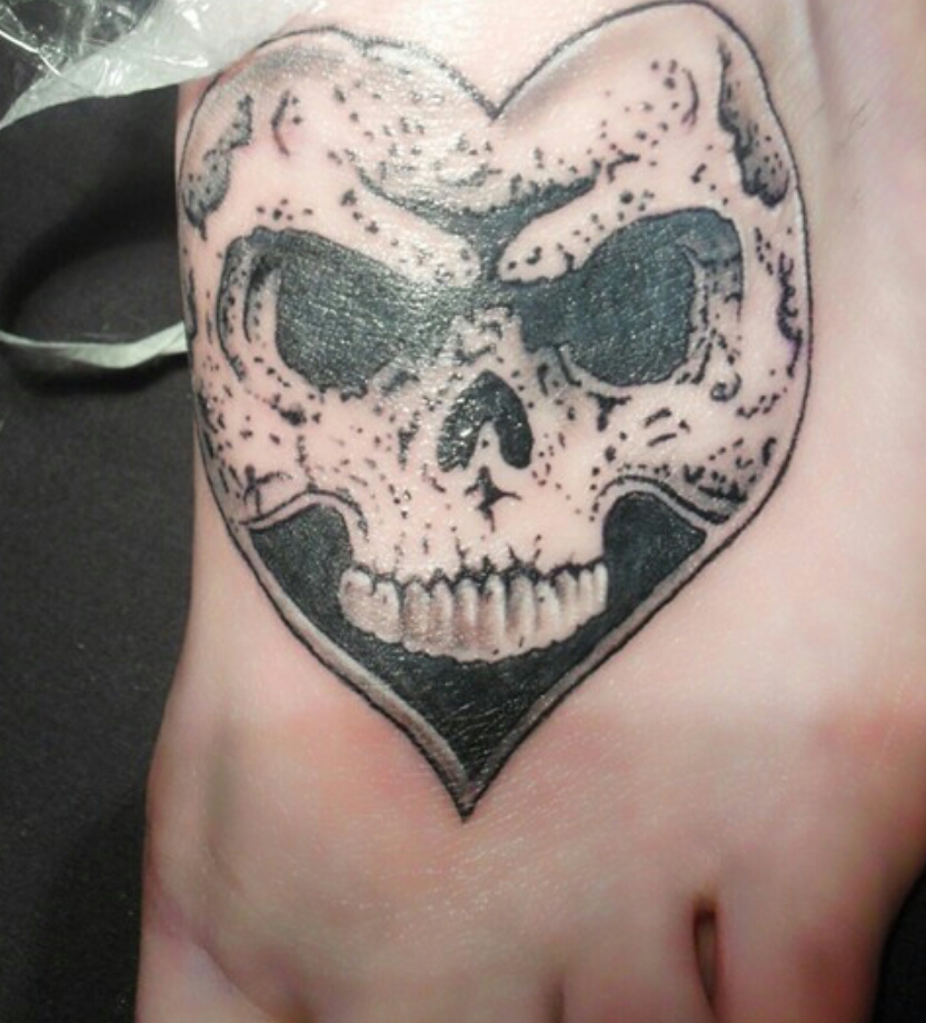 Beautiful Skull Tattoos For Women!