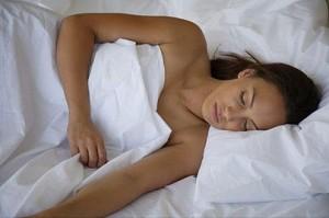 It doesn’t matter how much water you drink prior to bedtime, of course be a bit realistic, your bladder is big enough to hold water through the entire night. Your REM (rapid eye movement) sleep is THE most important aspect of a healthy life. >>