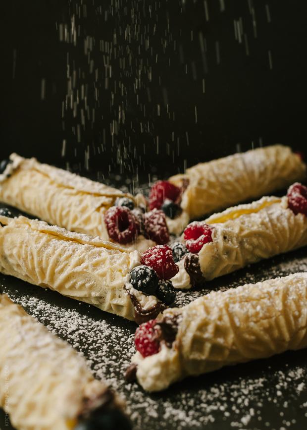 Easy Nutella Berry Filled Waffle Cookies♥♥♥♥