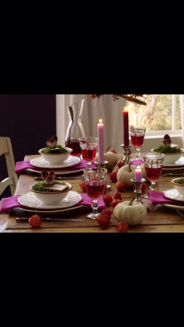 Thanksgiving Dinner Table