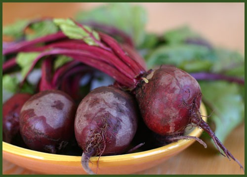 1 large beet
Beets are high in iron, which fights dark circles under the eyes, and vitamin A, something skin needs to stay healthy.