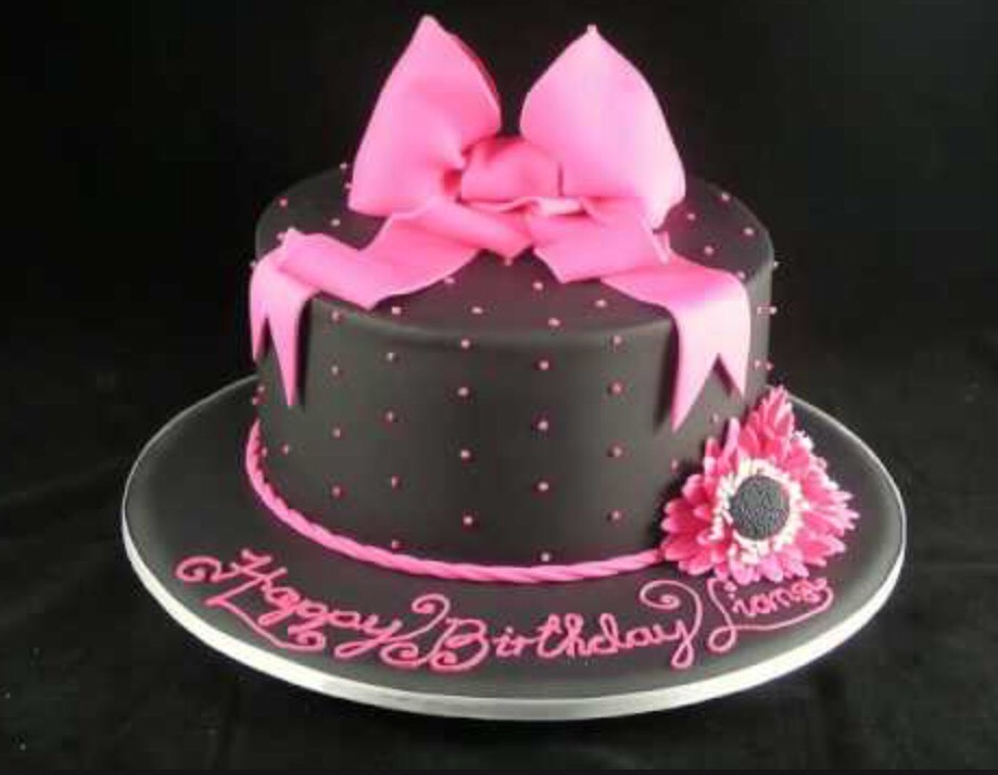 Sophisticated girly cake 