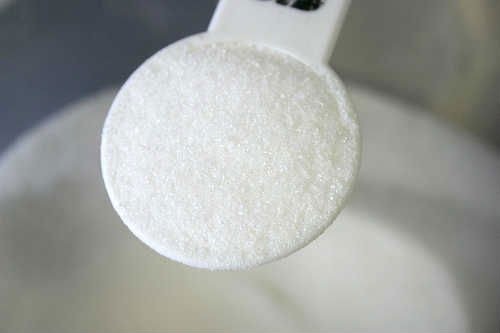 4 tablespoons of granulated sugar