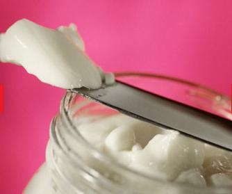 5. MAYONNAISE FACIAL MASK!!!
Why waste money on expensive creams when you can treat yourself to a soothing homemade facial mask with whole-egg mayonnaise from your own refrigerator?