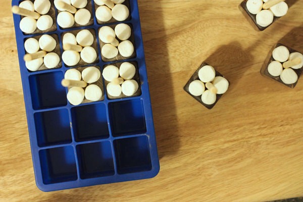 18. Make hot chocolate on a stick.

These would make a cute gift for someone. 


