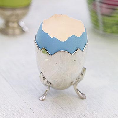Easter Egg Candleholder

If you have eggs that didn't survive the dying process intact, use their cracked shells to your advantage and turn them into one-of-a-kind candleholders.