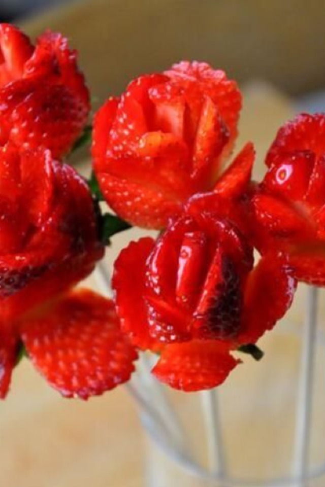 Strawberry Flower 👍  