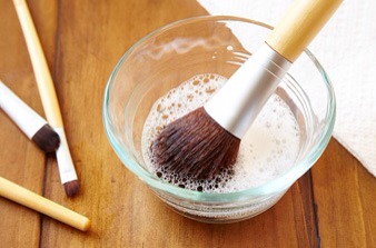 A Quick Way To Clean Your Favorite Brushes!