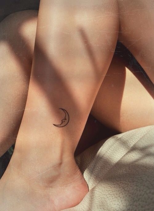 30 Small & Simple Tattoo Ideas
