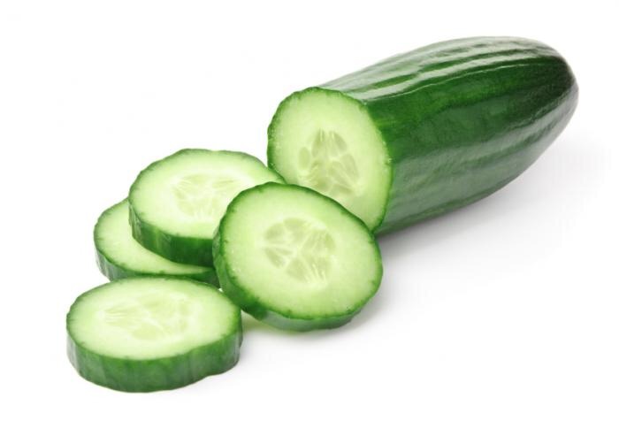 Cucumbers help with bags under the eyes 