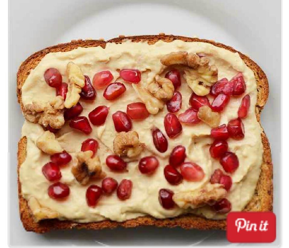 21 Energy Boosting Breakfast Toasts!