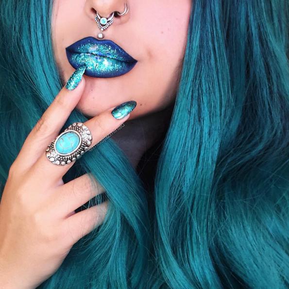 14. LASplash Studio Shine “Sangre Azul” + Melt “Blitzed”