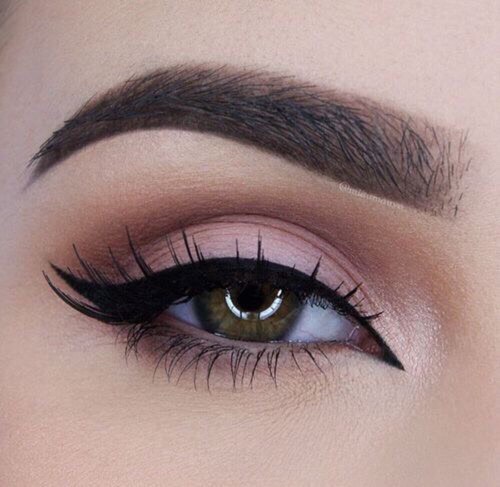 Gorgeous Eye Makeup Looks To Try #GreenGoddess