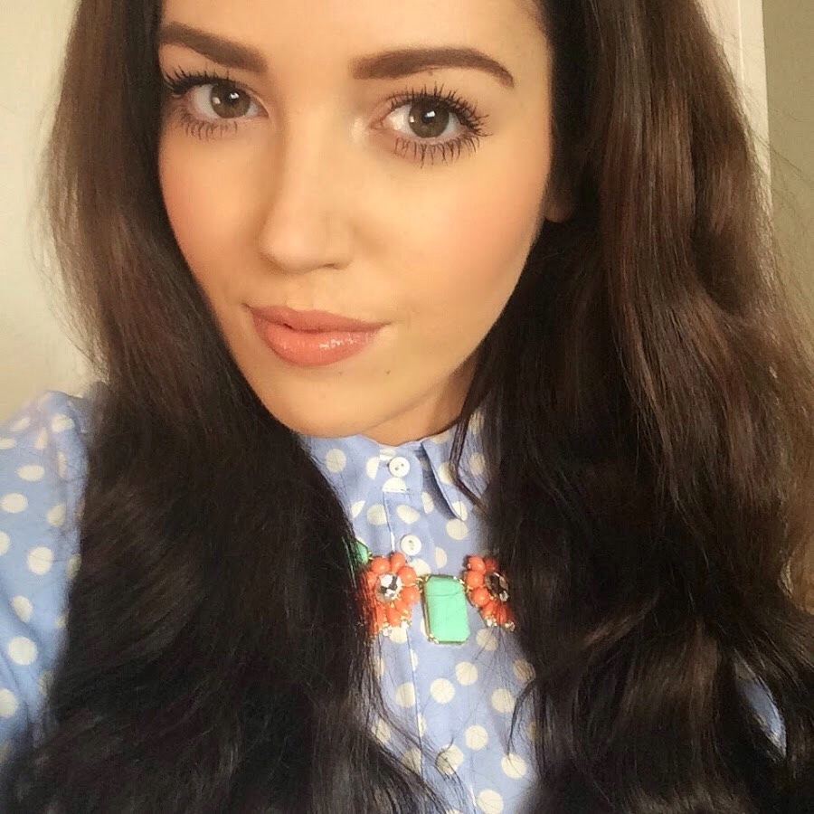 Gabby (Velvetgh0st) became popular because of her friendship with Zoella and because of her outstanding videos! Her regular uploads are always top notch quality and never fails to dissapoint!