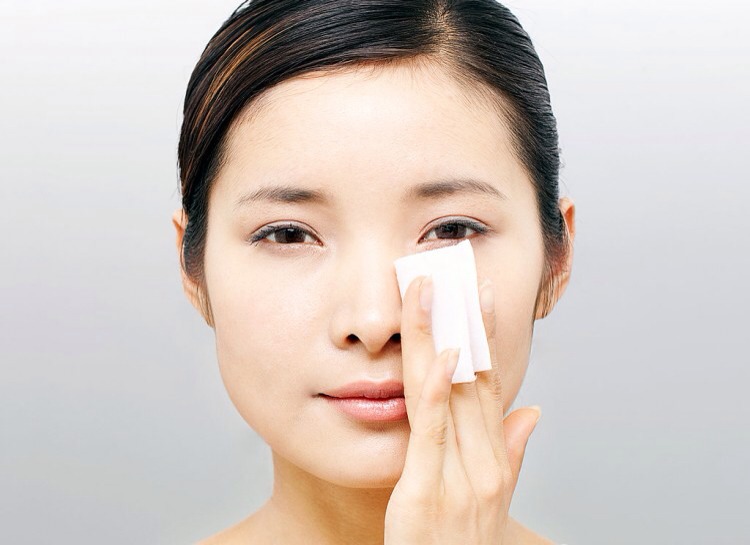 9) Blot with a tissue...