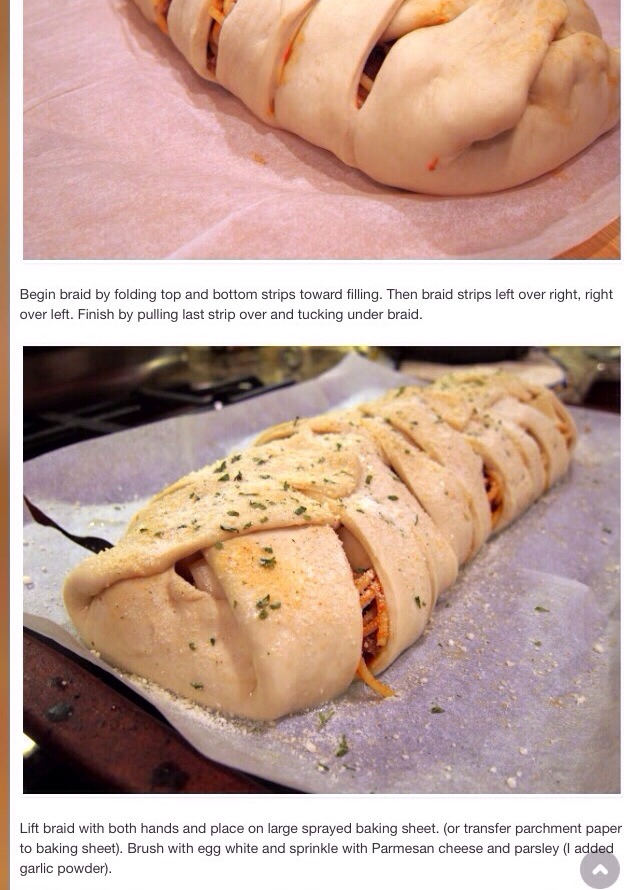 Spaghetti Stuffed Garlic Bread 
