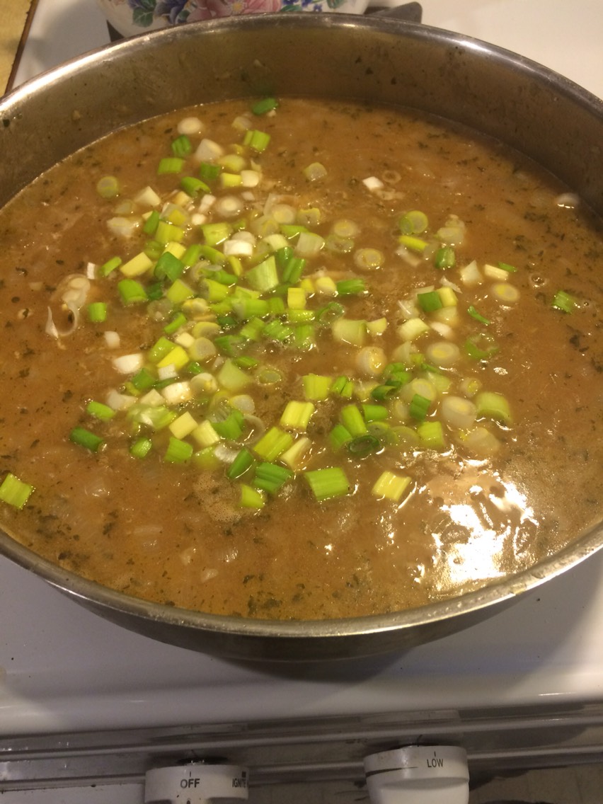 I like to add green onions, but they are optional.