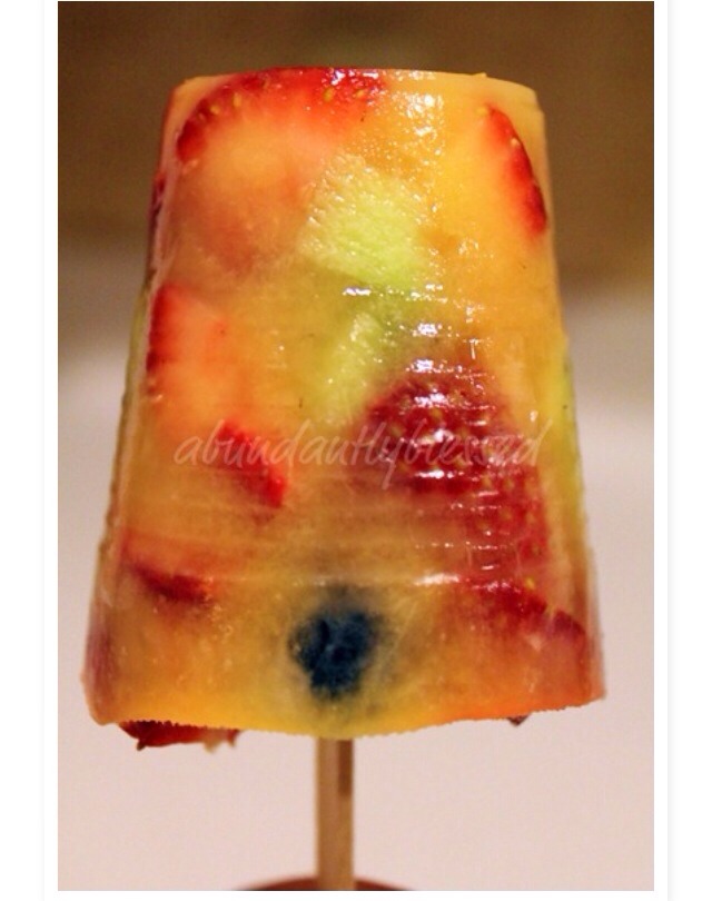 How To Make Fresh Fruit Pops!!!