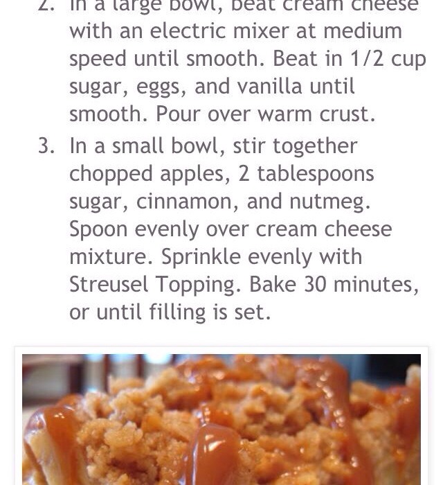 Apple Crumble Caramel Cheesecake 