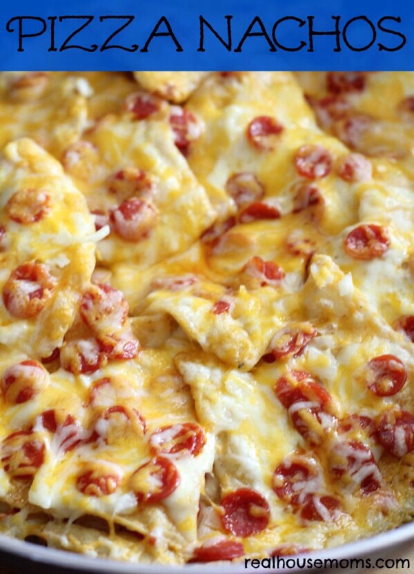 These nachos are the ultimate game day snack. I love that the recipe is adaptable, too. If pepperoni isnโt your thing, leave it off. Try adding mushrooms, artichokes, roasted red peppers, chicken, etc. Top the nachos with your favorite pizza toppings. The options are endless!