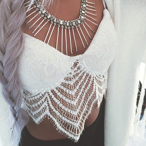 •How To Style A Crop Top•