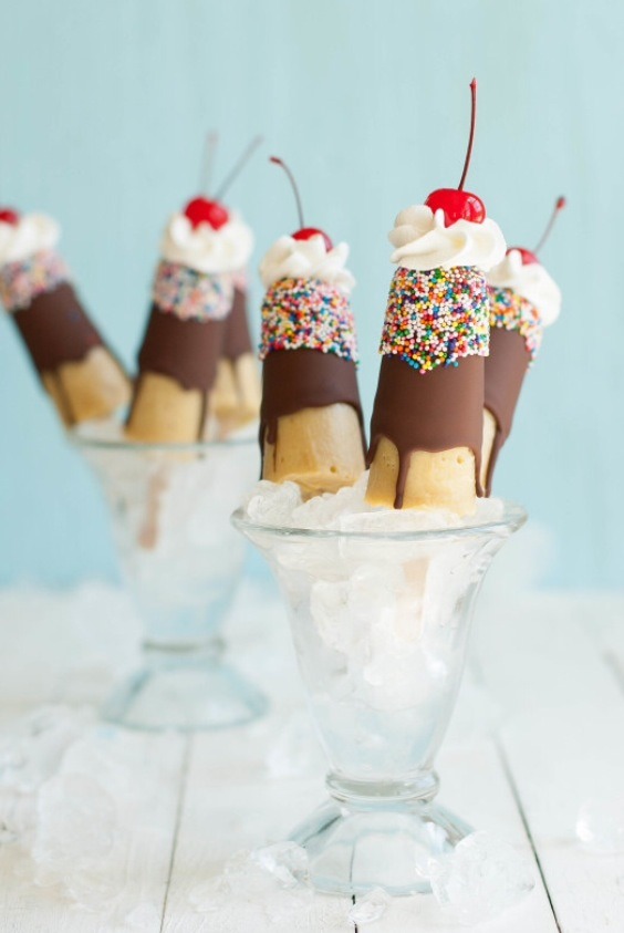 Banana Split Pudding Pops