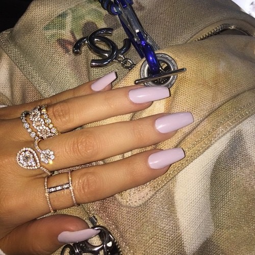 Beautiful Trending Nail Looks