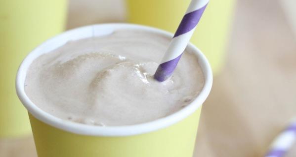 #9 Wendy's Frosty

Chill out this summer with one of these bad boys. What you'll need: all you need is ice cream, Nesquik, milk, and a blender.