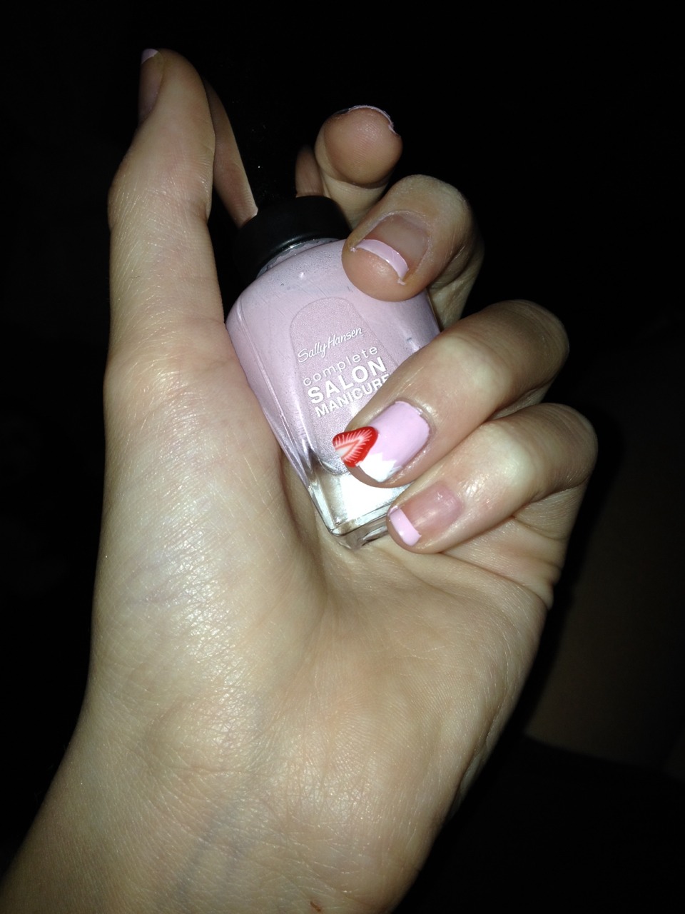 Step 11
Put a little extra clear coat over the strawberry so it won't fall off!
