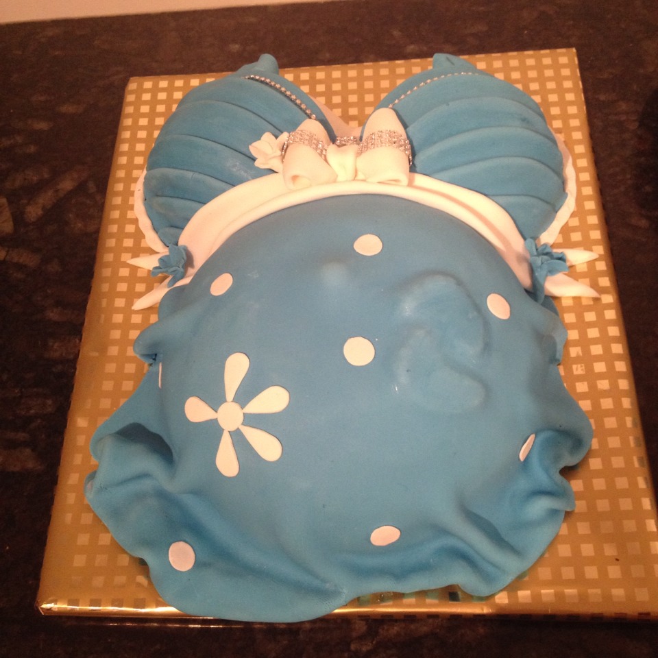 The cake MUST standout. It emphasizes it that little more. 