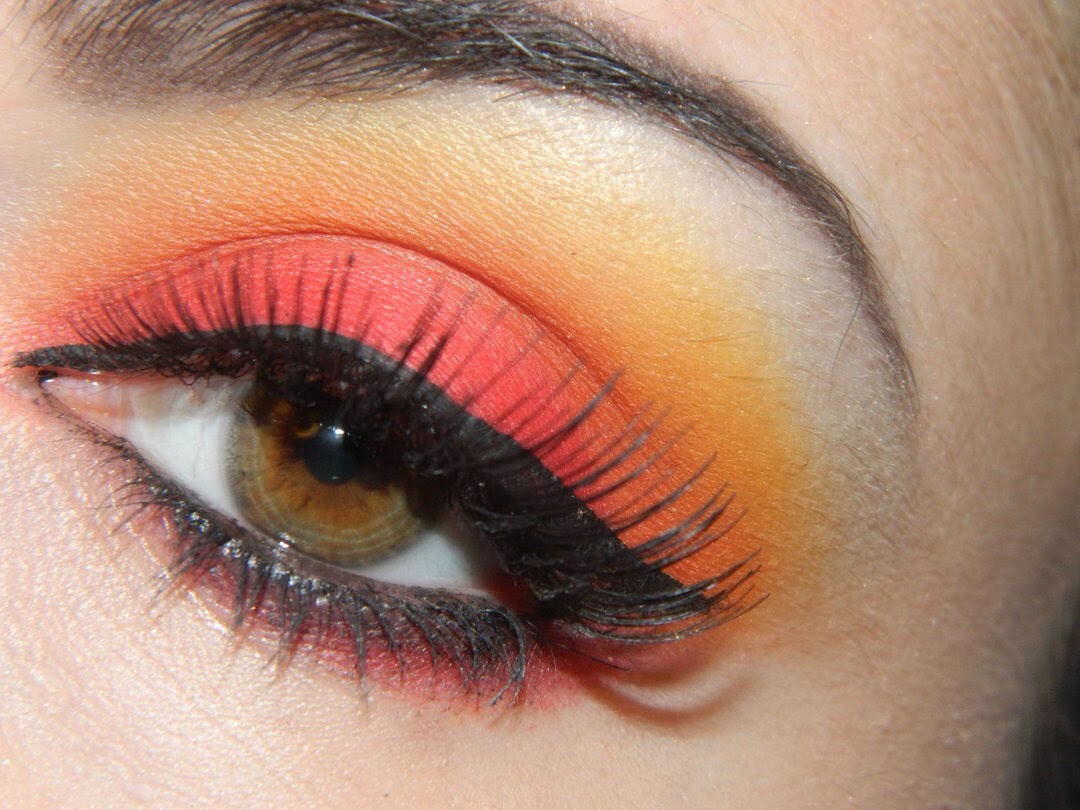 Red/Orange Eyeshadow Makeup🏮