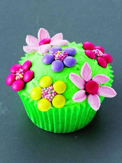 Yummy Flower Cupcakes 