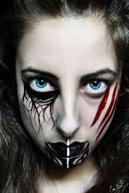 "Beautifully Creepy Halloween Lip Makeup Ideas"