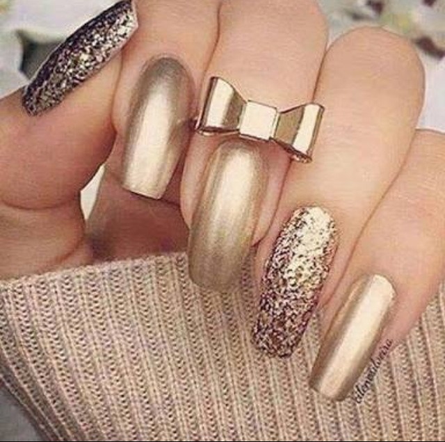 Easy Glitter Gradient