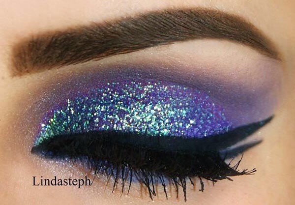 Sparkly Holiday Eye Makeup 