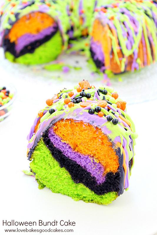 Halloween Bundt Cake 