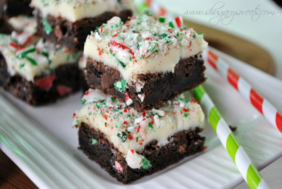 Candy Cane Oreo Cookies Bars 