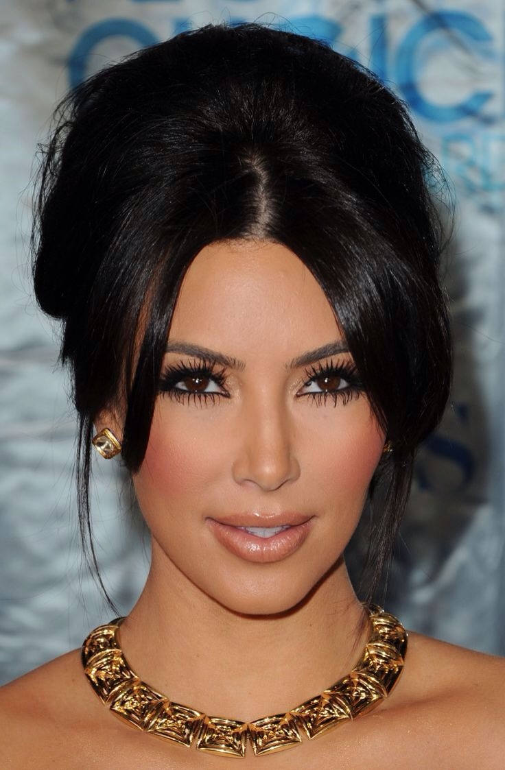 Reseal with your favourite mascara. 

And you'll look like a a list celeb in no time. 
