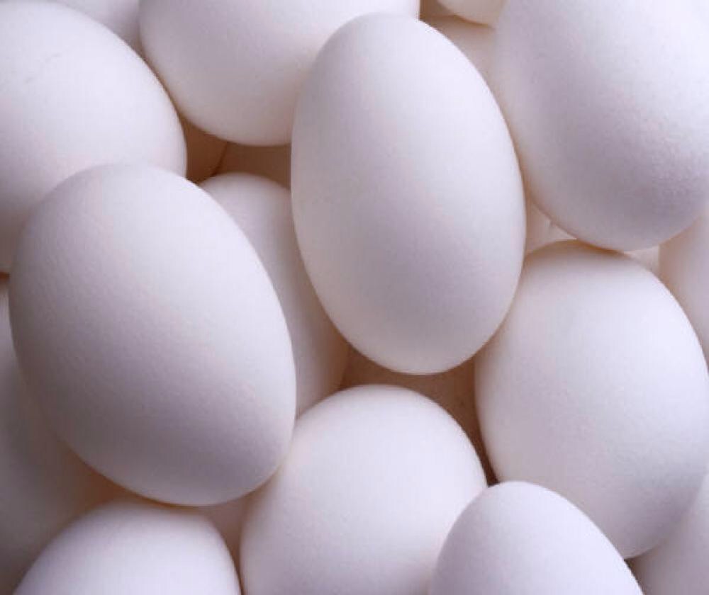 2. Exchange egg whites for sausage
Sausage is one of the worst protein choices you could make for your morning meal, so go for egg whites instead. Low in calories and high in volume, they’re a clear diet winner.


