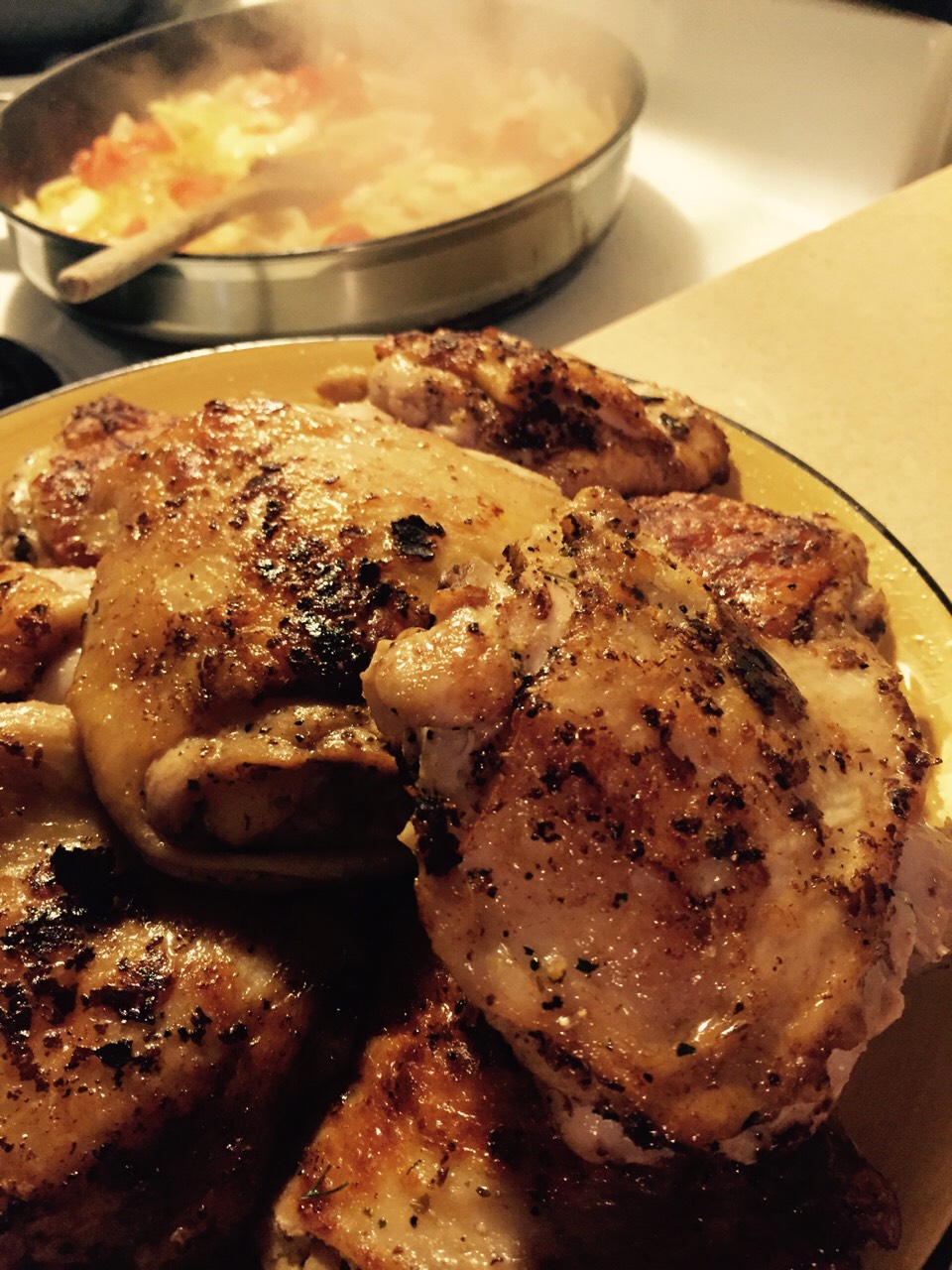Easy Skillet Spanish Style Chicken In Tomato And Onion Sauce