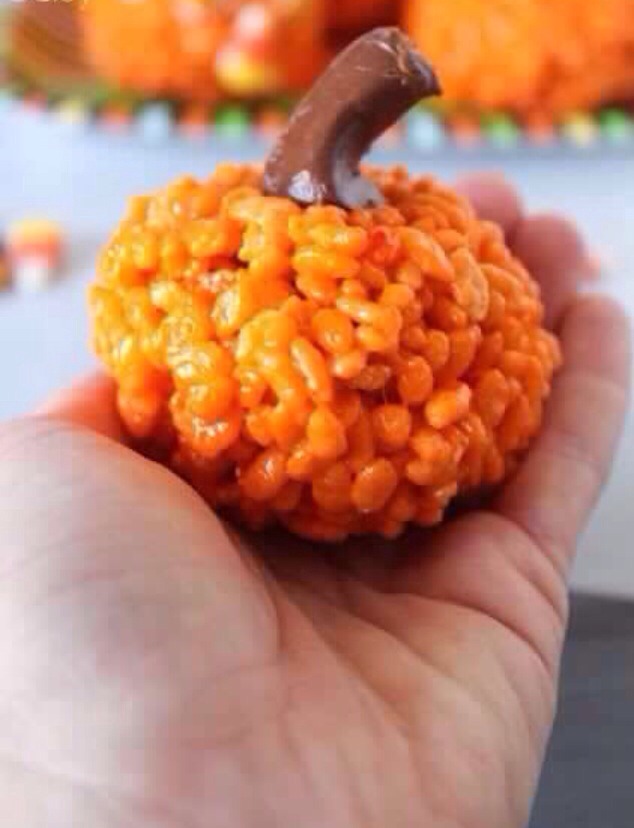 Compilation Of Halloween Treats And Goodies! 👻🎃💀😱