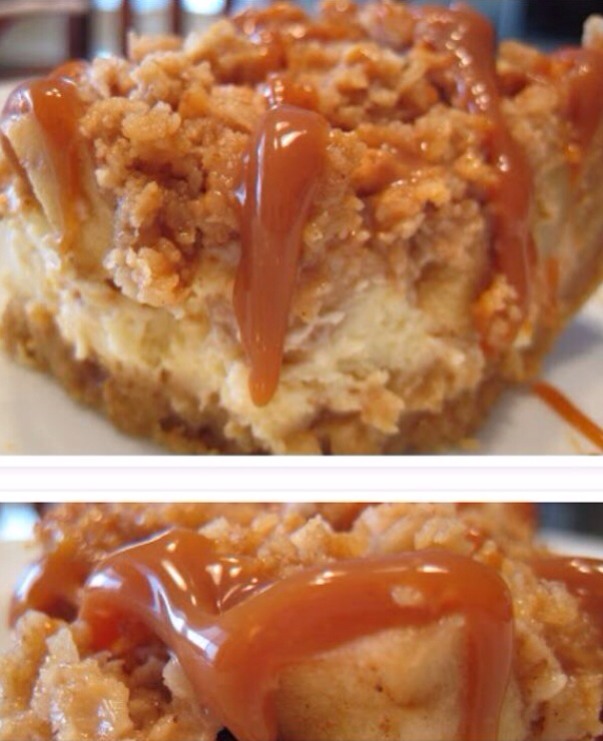 Apple Crumble Caramel Cheesecake 