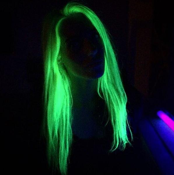 Glow-In-The-Dark Hair/ Blacklight Hair Trend