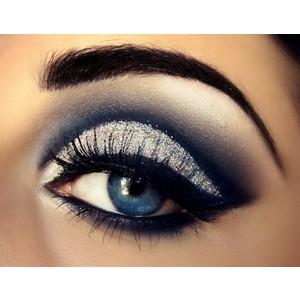 17. Your eyes would pop out if you use the same eye shadow as the color of your eye. It can work well if you use colored lenses.
