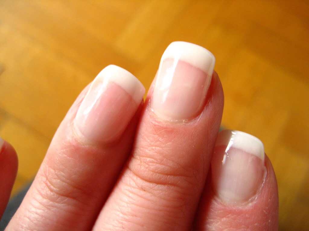 20 Amazing Beauty Uses For Baby Oil
