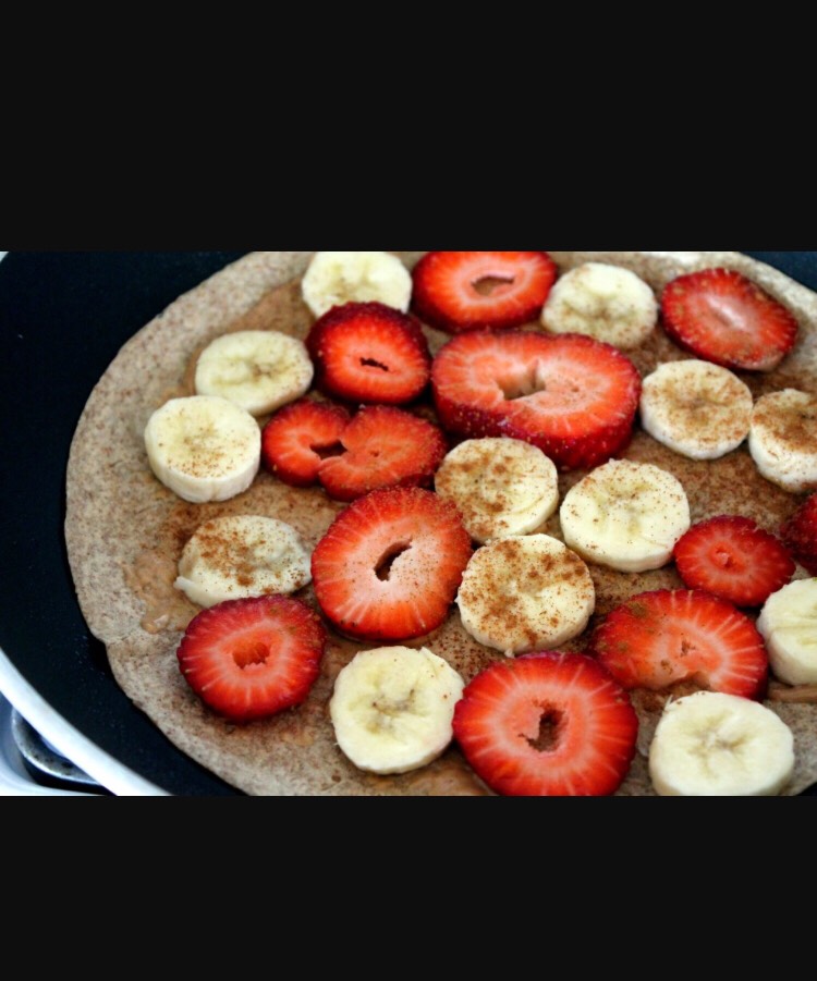 Yummy healthy wrap :
Ingredients
. Whole wheat tortilla
. Peanut butter
. 1/8 teaspoon of cinnamon ( if desired )
. 1 Banana (sliced)
. Add any other fruit desired
. Than wrap and eat!