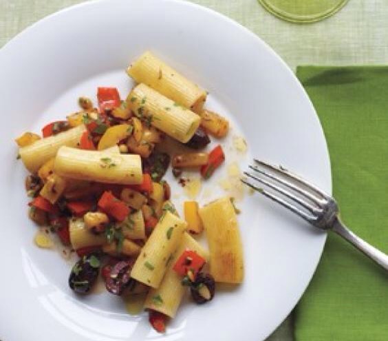Rigatoni Pepperonata:

Serves 4