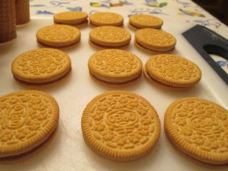  Line up your cookies