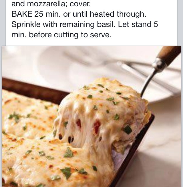 Creamy Chicken Alfredo Lasagna! Yumm!