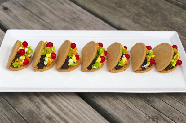 Enjoy your snack! (: 
Great for cinco de mayo because why not? :P
have fun